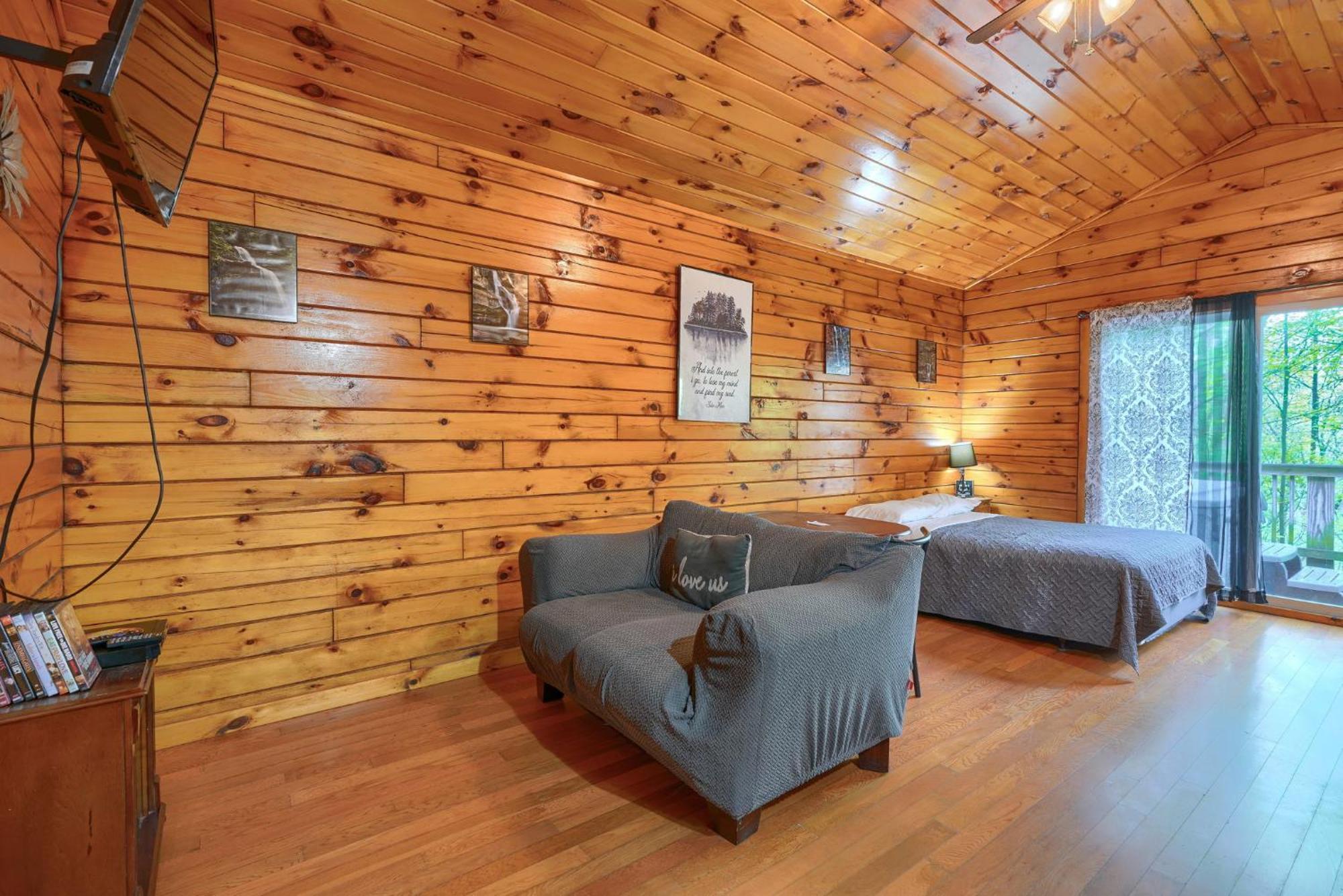 Blue Rose Cabins - Wildwoods Cabin Logan Buitenkant foto